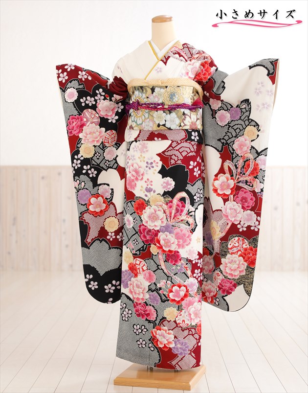 成人式 振袖レンタル 小さめサイズ fb1294ss 振り袖レンタル 150cm前後 レトロ モダン かわいい 振袖 高級 正絹 成人式フルセット 貸衣装 着物レンタル 二十歳 2027年 １月 お正月「白地疋田に吉祥祝い絢爛麗花」往復送料無料【fy16REN07】【レンタル】