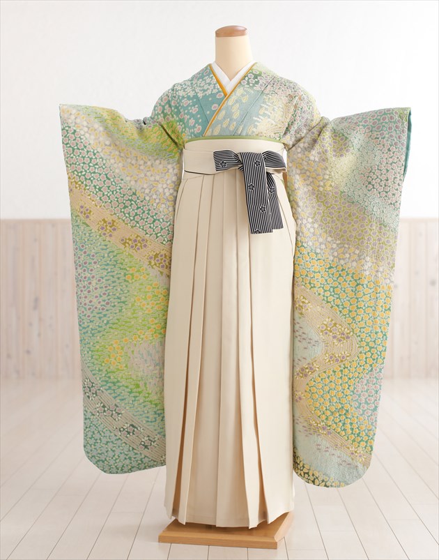 【レンタル】卒業式 袴レンタル 卒業袴 fboh1336 振袖袴 女性 着物レンタル フルセット 大人用 大学 短大 専門学校 謝恩会 高校 文化祭 大きめ小学生 モダン かわいい おしゃれ ３月 ４月 人気 春 高級 フォトブックプレゼント 黄緑に絞り風彩祝花の流星｜貸衣裳　ぽえむ
