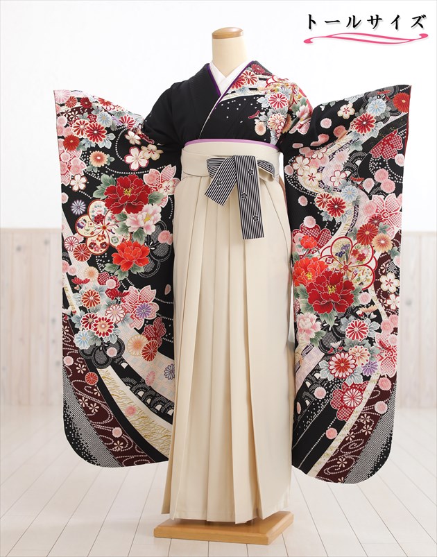 【レンタル】高身長 トールサイズ 卒業式 袴レンタル 卒業袴 fboh1370 女性 170cm前後 着物レンタル フルセット 大人用 大学 短大 専門学校 謝恩会 高校 中学校 文化祭 豪華 ３月 ４月 人気 春 高級 振袖袴 古典 おしゃれ モダン 黒地絞りに古典彩りの花慶