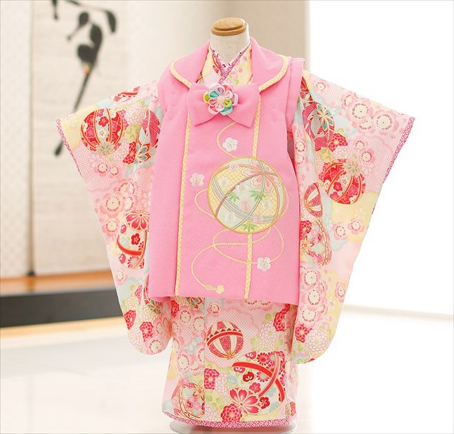 【３歳御姉さん】七五三賃借 「乙葉」ブランド名 サクラ色に彩り祝花毬 f1175【３歳御嬢さん厚地の外套仕掛ける】《賃借七五三》《753賃借》〔お召しもの賃借〕〔厚地の外套〕〔貸お召しもの〕〔三歳〕〔３才〕〔753〕〔御芽出度〕〔赤ちゃんお召しもの〕〔一般受け〕