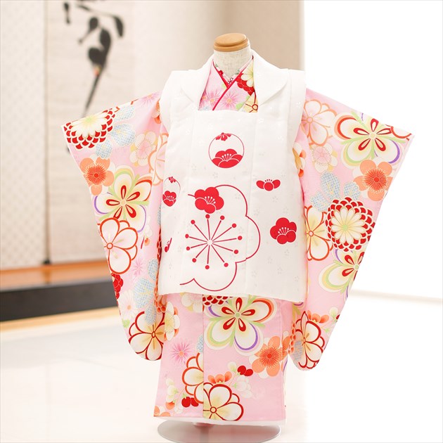 【賃借】３歳 うしろ帯 七五三賃借 f1229 【厚地の外套仕掛ける】御召しもの賃借 753 賃借七五三 厚地の外套 貸御召しもの 三歳 ３才 華燭の典 着物 赤ちゃん御召しもの 一般受け レトロ 生まれ落ちる日 「しゃれっこ」ブランド名 サクラ色に可愛らしい祝華