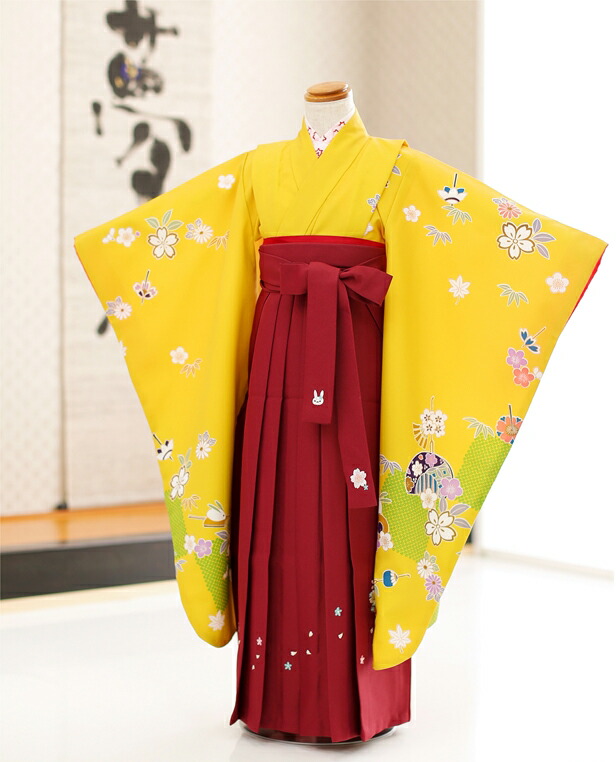 6歳前後用御姉さん袴e 黄色に春の慶花 エンジ桜袴 gh7-12【フルセット袴賃借】賃借袴/お召しもの賃借/幼稚園/卒園式/保育園/卒式/今めかしいさん/コスプレ/6歳前後/赤ちゃん/でき事/寄りあい/ 【賃借】