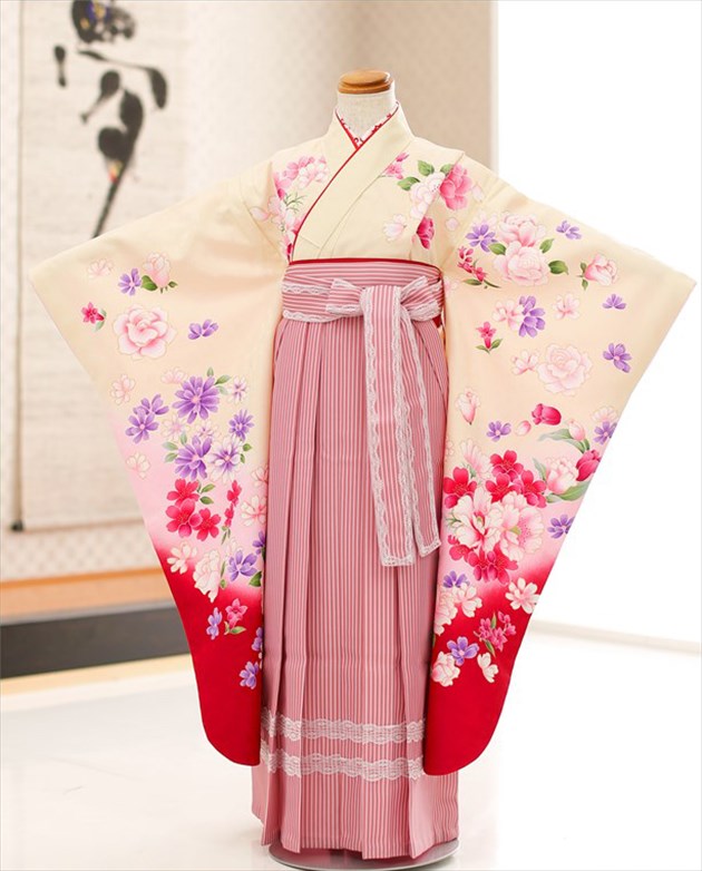 卒園式　女の子袴p　「京」ブランド クリームに春彩りの花舞　h7164【フルセットレンタル】〔袴レンタル〕〔卒園〕〔謝恩会〕〔着物レンタル〕〔幼稚園〕〔保育園〕〔卒業式〕〔子供着物〕〔ハイカラ〕〔5歳〕〔6歳〕〔春〕〔３月〕★【fy16REN07】｜貸衣裳　ぽえむ