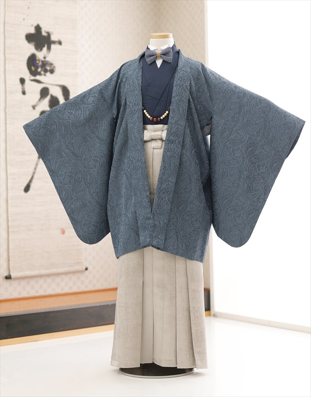 小学生 男の子 ジュニア着物 小学校卒業式 袴レンタル jmo160 ジュニア袴フルセット 羽織袴 紋付袴 男性着物レンタル 10歳 11歳 12歳 13歳 十三参り 人気 ６年生 かっこいい おしゃれ 蝶ネクタイ 2way イベント 2025 青紺地シンプルモダンアートバリュー【レンタル】 20,860円