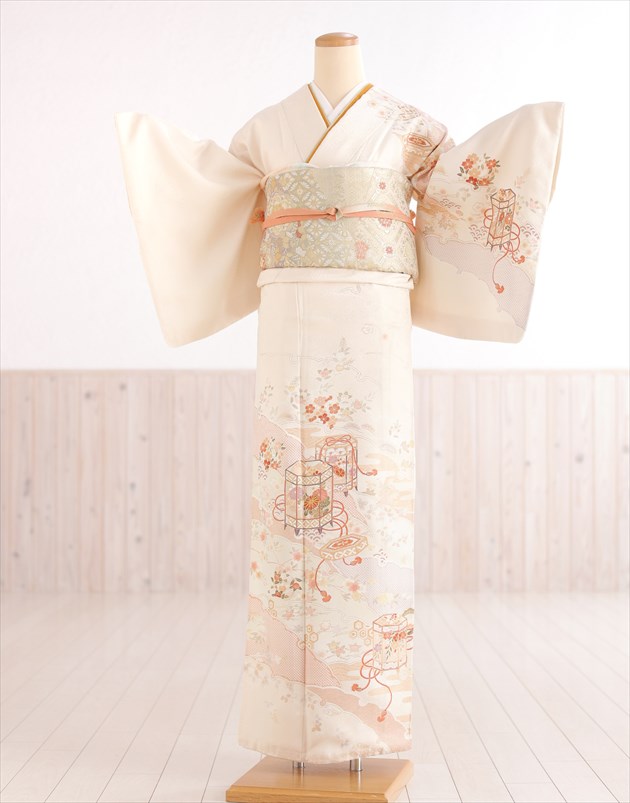 訪問着レンタル 卒業式 hw1590 着物レンタル 母 入学式 結婚式 七五三 ママ お宮参り 753 卒園式 正絹 母親 kimono 訪問着 付け下げフルセット 2023 人気 高級 上品 お茶会 おしゃれ houmongi「上品なクリーム古典な吉祥貝桶」【レンタル】 14,652円