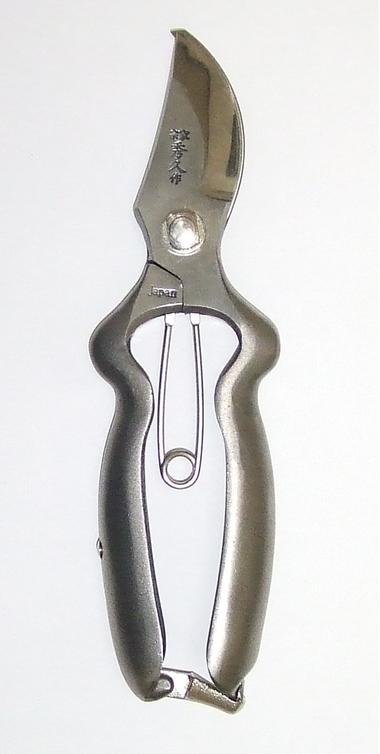 売り切れ必至 送料無料 グッドデザイン賞受賞 はさみ屋秀久の剪定鋏 0 S 越後三条 外山刃物 Just Garden Replay 残りわずか Www Trailconnections Com
