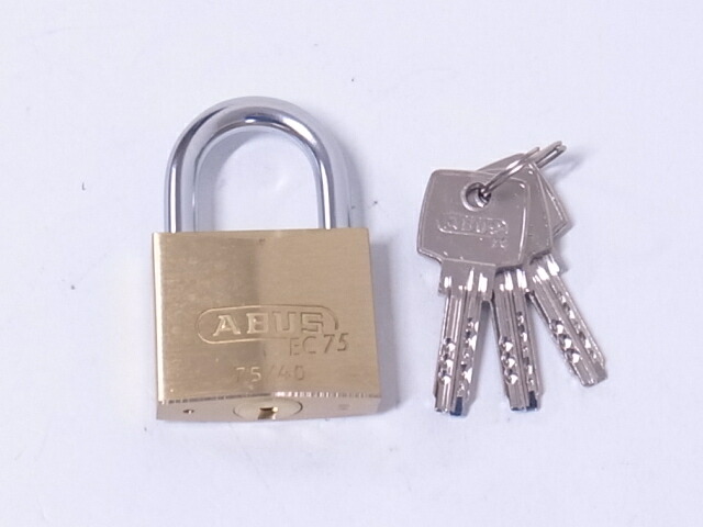 高品質 ABUS 真鍮南京錠 EC75-40 ディンプルシリンダー ブリスターパック BPEC7540 8265407 ×5 送料別途見積り 法人 事業所限定 掲外取寄 ABUS 真鍮南京錠 EC75IB 40 KD ディンプルシリンダー ステンツル バラ番