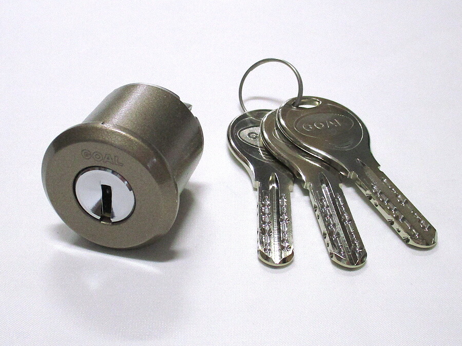 楽天市場】ゴールV-18旧NDR取替用シリンダーシルバー色(鍵3本付) 玄関