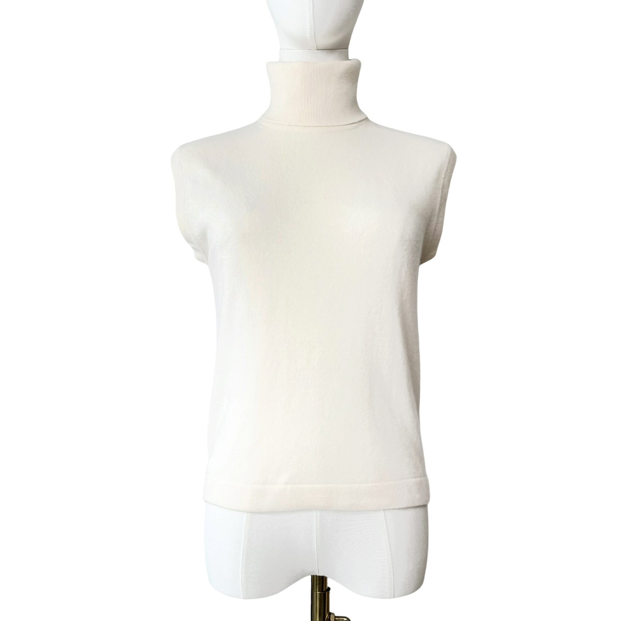 エルメス 【中古】HERMES マルジェラ期 Martin Margiela カシミール100% ノースリーブ編み物 スウェーター ハイネック vintage ヴィンテージ 無地 象牙色 大きさM (実寸L大きさ好いかげんに)