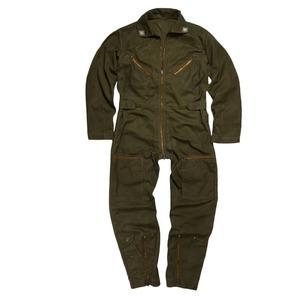 イタリア軍放出品 フライトスーツ 空軍 つなぎ 飛行服 OD [ 52 / 可 ] military パイロットスーツ ジャンプスーツ カバーオール 装備品 ミリタリー 軍物 軍払い下げ品 ツナギ 煙管服 円管服 円環服 えんかん服 ミリタリーサープラス ミリタリーグッズ 伊軍