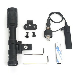 WADSN ウエポンライト M640W スカウトライト M-LOK対応 WD04058 ワズン フラッシュライト ウェポンライト タクティカルライト エムロック ピカティニー ガンライト ライフルライト ハンドガンライト ピストルライト 銃用ライト 軍用ライト サバゲー用ライト
