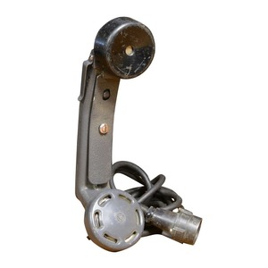 楽天市場】ドイツ軍放出品 フィールドフォン NVA 野戦電話 FF-63S [ 可