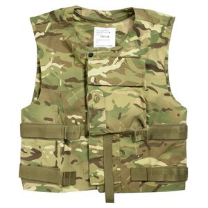 イギリス軍放出品 ボディアーマー 陸軍 ベルクロ式 MTP迷彩 [ 180/116 / 良い ] 英軍 GB Cover Combat Vest ミリタリー サバゲー 装備品 プレートキャリア プレキャリ プレートキャリアー 防弾プレートキャリア ミリタリーサープラス ミリタリーグッズ Plate Carrier