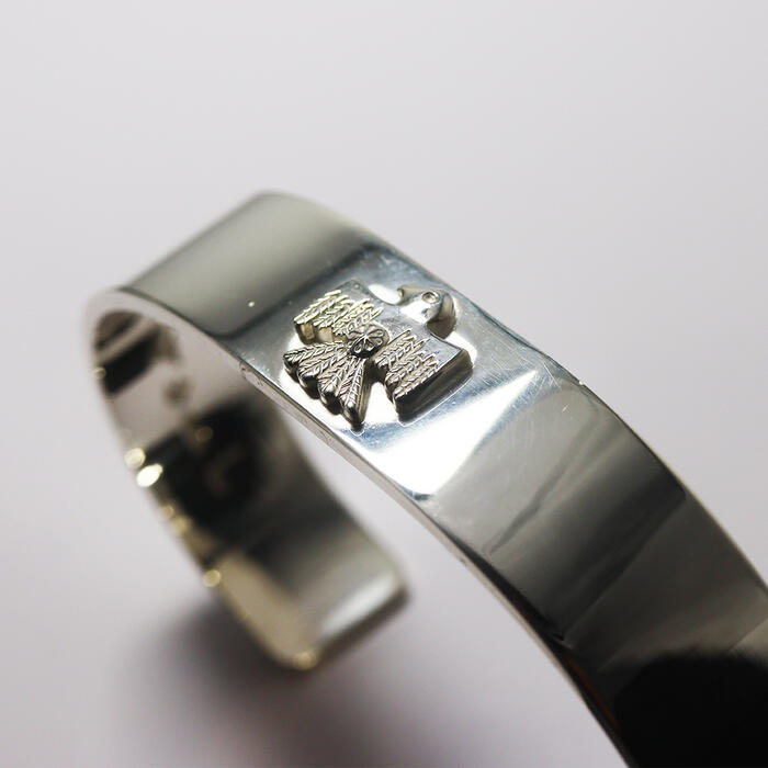 Tady King タディアンドキング Goro S ゴローズ魂継承 平打ちバングル サンダーバードsv Tkb 091 シルバー925 バングル メンズ ブレスレット メンズ シルバーブレス ブランド バングル 腕輪 ネイティブ シルバーアクセサリーレジスト原宿 Magazinpegas Cz