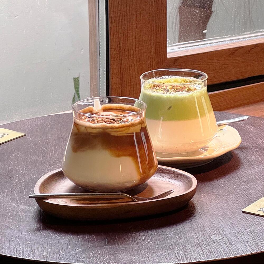 【楽天市場】ins風 カフェグラス 木コースター付き 喫茶店用 おしゃれ ガラスタンブラー コーヒーサーバー 火山形 ガラス製カップ デザート ...