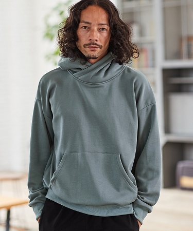 楽天市場】【CAMBIO(カンビオ)】 URAKE Volume Neck short Mods