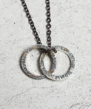【VIVIFY(ビビファイ)】 【予約販売ご注文から1ヶ月半後出荷】 Side Arabesque Twin Link Glasses Holder Necklace(M) w-gold リンクトップ(VFN-316)