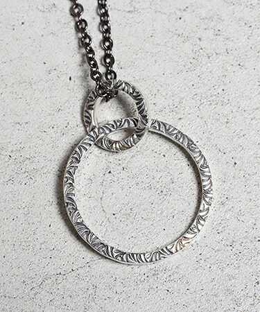 【VIVIFY(ビビファイ)】 【予約販売ご注文から1ヶ月半後出荷】 Side Arabesque Twin Link Glasses Holder Necklace(L) リンクトップ(VFN-317)｜CAMBIO