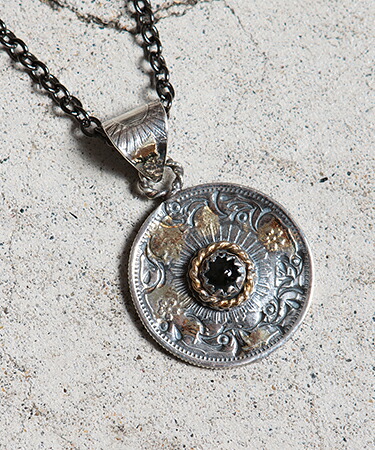 【VIVIFY(ビビファイ)】【予約販売ご注文から1ヶ月後出荷】Phoenix 50 Sen Coin with Stone Necklace w-gold ネックレス(VFN-337)