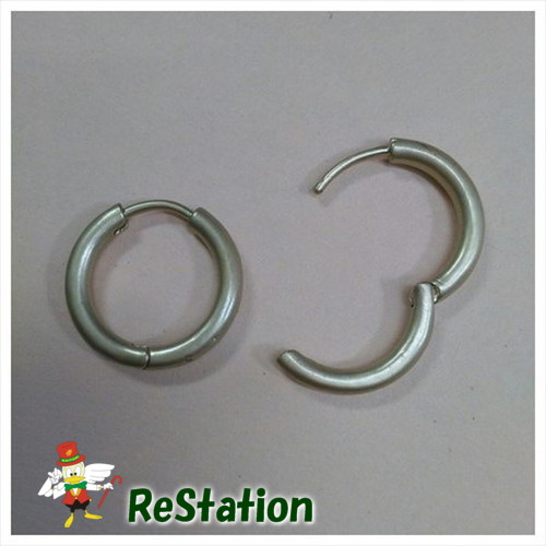 Thug clubピアス 楽天市場】【中古】THUG CLUB ロゴデザインピアス シルバー