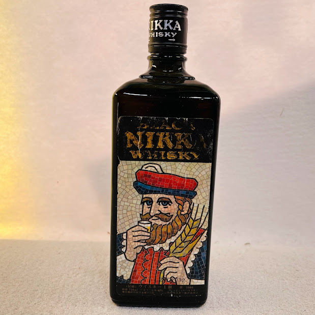 【古酒】黒角ニッカ ウイスキー 1級720ml 特製タンブラー付き箱入 楽天市場】【レトロ：1級表示】黒角ニッカ 42度 720ml : 中央酒販