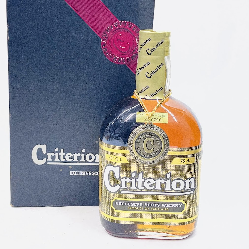 【未成年の飲酒は法律で禁じられています】クリテリオン スコッチ 750ml 43％　特級箱入り　エンブレム付き