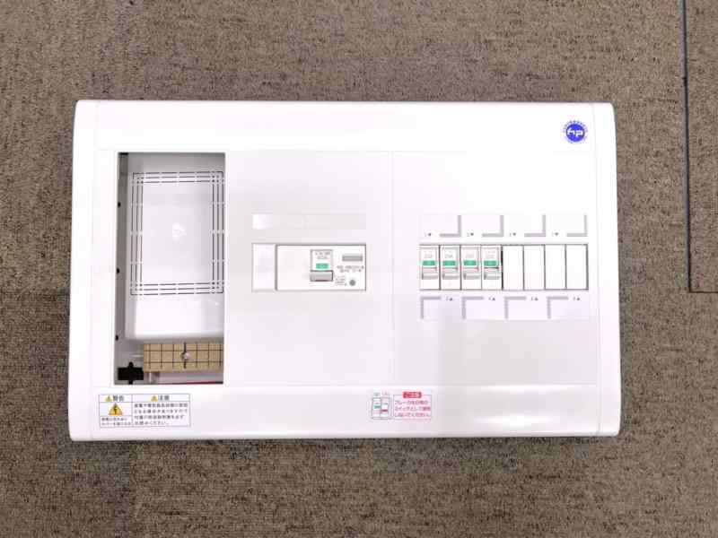 パナソニック(Panasonic) スッキリパネル ヨコ一列タイプ リミッタースペース付 40A 4+4 BQWB3444