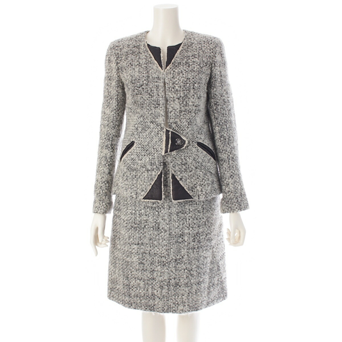 シャネル CHANEL 2010 モヘヤ なめし革 折りかえし鍵を掛ける ツィード スコートセットアップ 上衣 P38975 P39047 薄墨色 36 38【中古】【定まり品引き請ける】