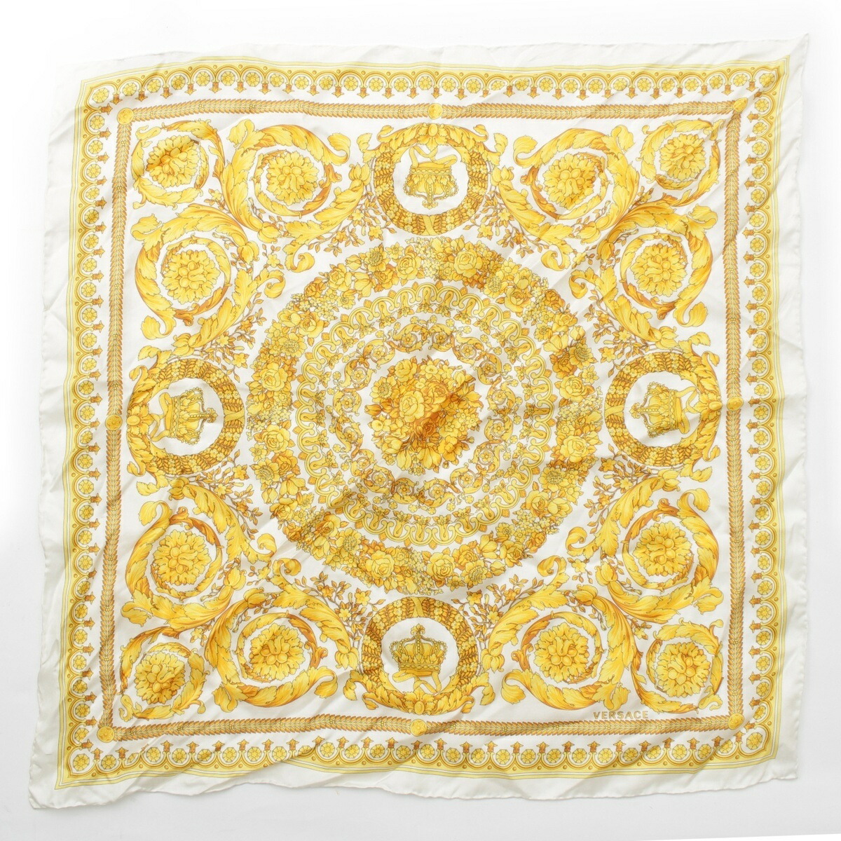 【新品】VERSACE 刺繍入り　アンティーク扇子柄　大判ハンカチ　ヴェルサーチ Yahoo!オークション - ヴェルサーチ / VERSACE ハンカチ シェル