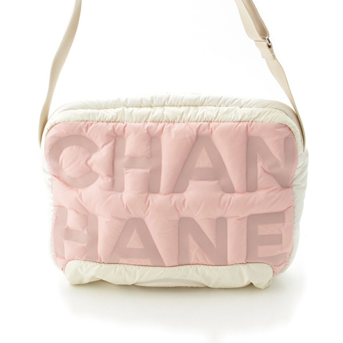シャネル CHANEL ドゥドーヌ ココネージュ ナイロン エンボスロゴ ショルダーバッグ サクラ色 白いこと【中古】【置き目品引き受ける】