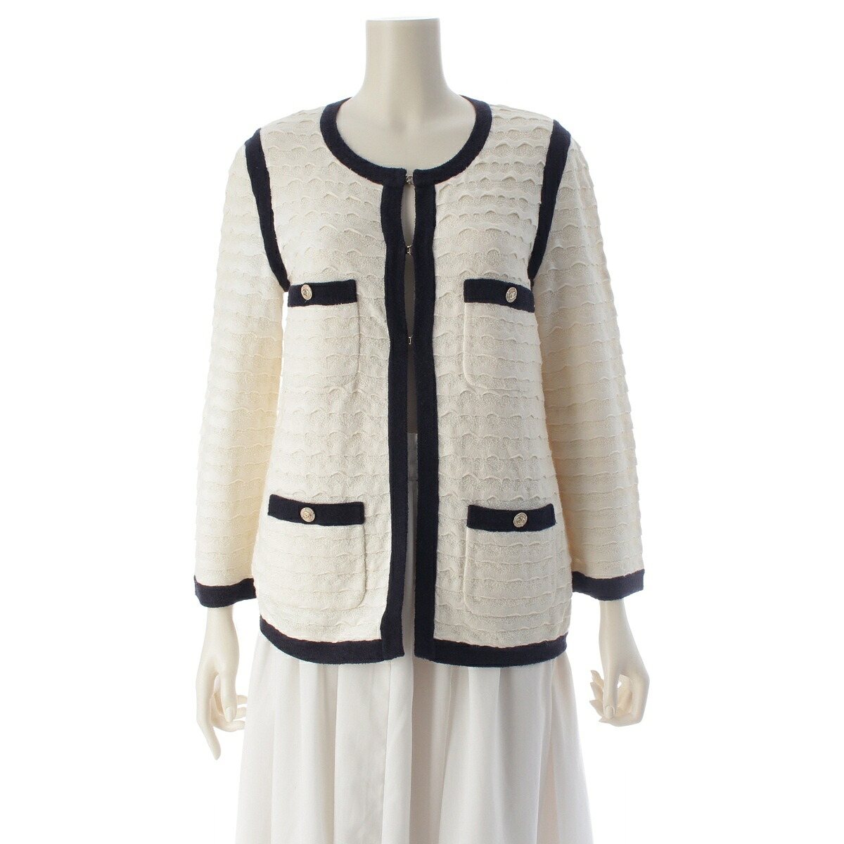 シャネル CHANEL 綿織物 カシミール ココマーク 否色合い ジレー 上衣 P43011 白いこと 黒いこと 36【中古】【置き目品引き受ける】