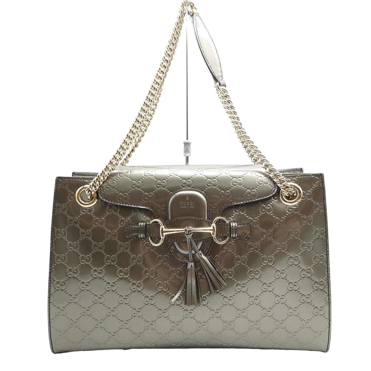 グッチ GUCCI チェーンショルダー バッグ ホースビット 肩掛け GGモノグラム グッチシマ エンボス加工 エミリー 華やか 四角 スクエア 自立 おしゃれ かわいい 機能的 高級感 グレー シルバー パテントレザー 295403 レディース 【中古 A品】送料無料
