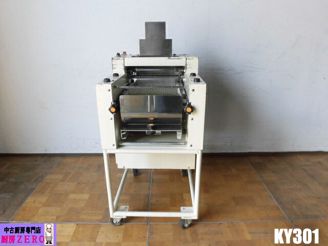 【中古】厨房 鎌田機械製作所 業務用 ベーキングマシン ミニ モルダー KY301 三相 200V 1段式 ガス抜き 成型 製パン キャスター ローラー Φ85