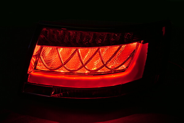 全2色 04 08ｙ アウディ A6 オンライン セダン用ledテールランプ Audi リア ライト バック ブレーキ ウインカー ウィンカー レッド クリア スモーク シャイニングパーツ カー用品 ルックでリアビューを煌びやかに演出