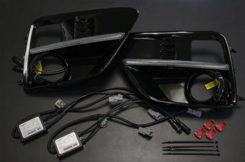 「流れるウインカー」 WRX STI(VAB)前期/WRX S4(VAG)前期 LEDウインカー+デイライト付 フォグランプベゼル // SUBARU スバル ウィンカー ターン コーナー フォグライト VA系 カスタム シーケンシャル アクセサリーライナー ホワイト イルミネーション DRL