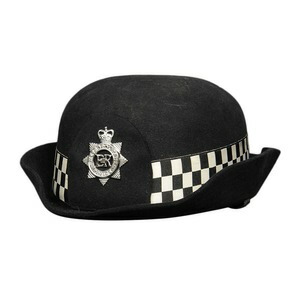 ロンドン警視庁制帽 58cm (実物バッジ+レプリカ制帽) ロンドン警視庁制帽 58cm (実物バッジ+レプリカ制帽) - メルカリ