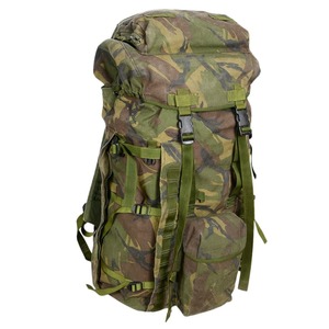 連合王国軍吹きあげる品 うしろ側容器に並べる DPM変装 MOLLE相応う PLCEとり備える [ ロング / 可 ] 英軍 連合王国正規陸軍 背嚢 英正規陸軍 デイバッグ 軍用 サバゲー サバゲーとり備える 軍払下げ品 ミリタリー デイパック 背嚢 ナップサック ナップサック かばん 嚢 ミリタリーサープラス 馬鹿でかい