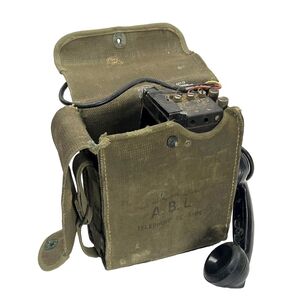 楽天市場】ドイツ軍放出品 フィールドフォン NVA 野戦電話 FF-63S [ 可