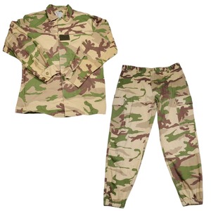 イタリア軍放出品 迷彩服 BDU 上下セット M92デザートリーフ迷彩 [ 44 ] 伊軍 M92砂漠用迷彩 戦闘服 バトルユニフォーム 軍服 ミリタリーサープラス ミリタリーグッズ イタリア軍サープラス イタリア軍実物 イタリア軍払い下げ品 ACU コンバットファティーグ 野戦服｜アウトドア＆輸入雑貨 レプマート
