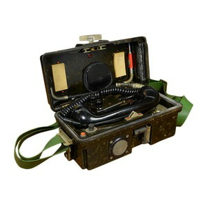 ★ドイツ連邦軍放出品 FF-OB/ZB 野戦電話機 ☆ドイツ連邦軍放出品 FF-OB/ZB 野戦電話機 ☆ドイツ連邦軍放