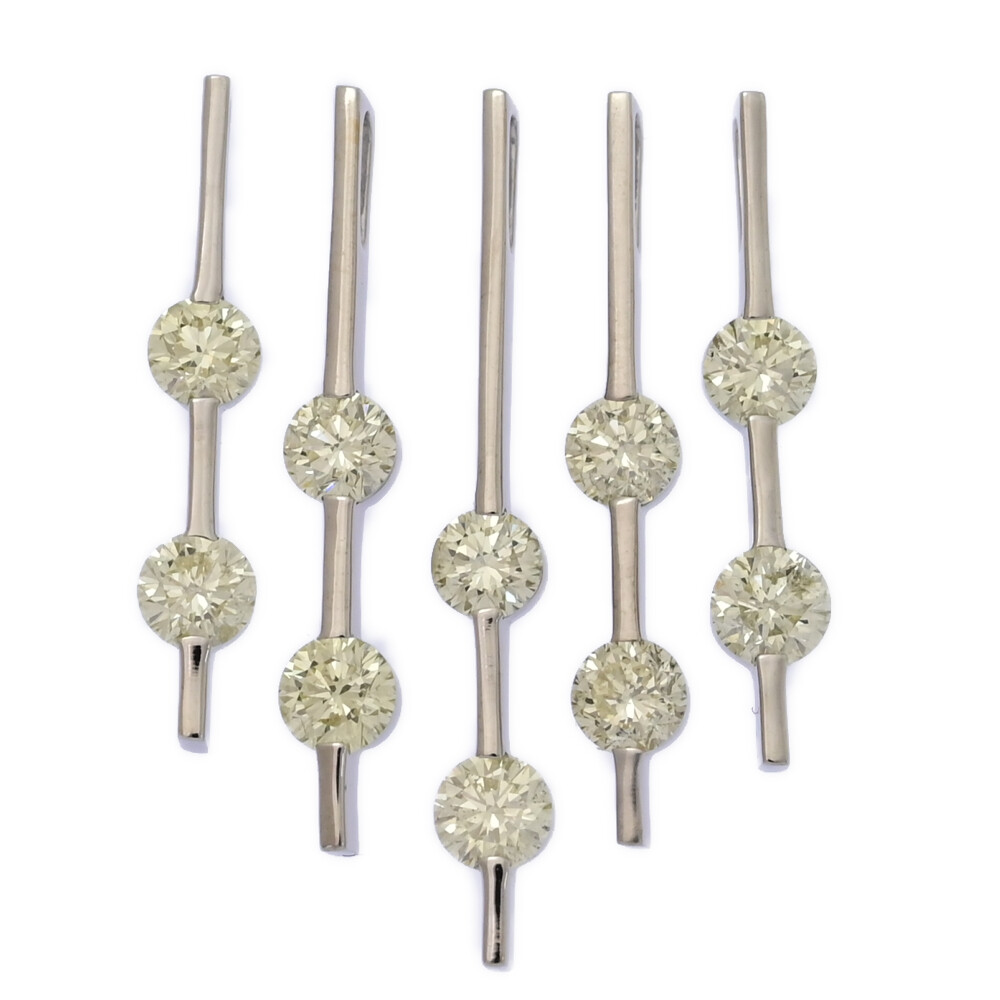 Pt900 3連ダイヤモンドトップ Pt900 3連ダイヤモンドトップ 楽天市場】3連/三連 3P・ダイヤモンド