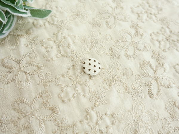 刺繍生地 siawadeky 花柄 レース生地 オーガンジー 立体刺繍 布 メッシュ
