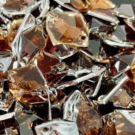 毎日がバーゲンセール ビジュー ソーオンストーン ラインストーン No 15 茶色 ブラウン コッパー ひし形 中 10個 社交ダンス バレエ 新体操 衣装 ドレス アクリル製 デコ クリスタルストーン ストーン パーツ フラット ネイル ジェル 3 980円以上送料無料