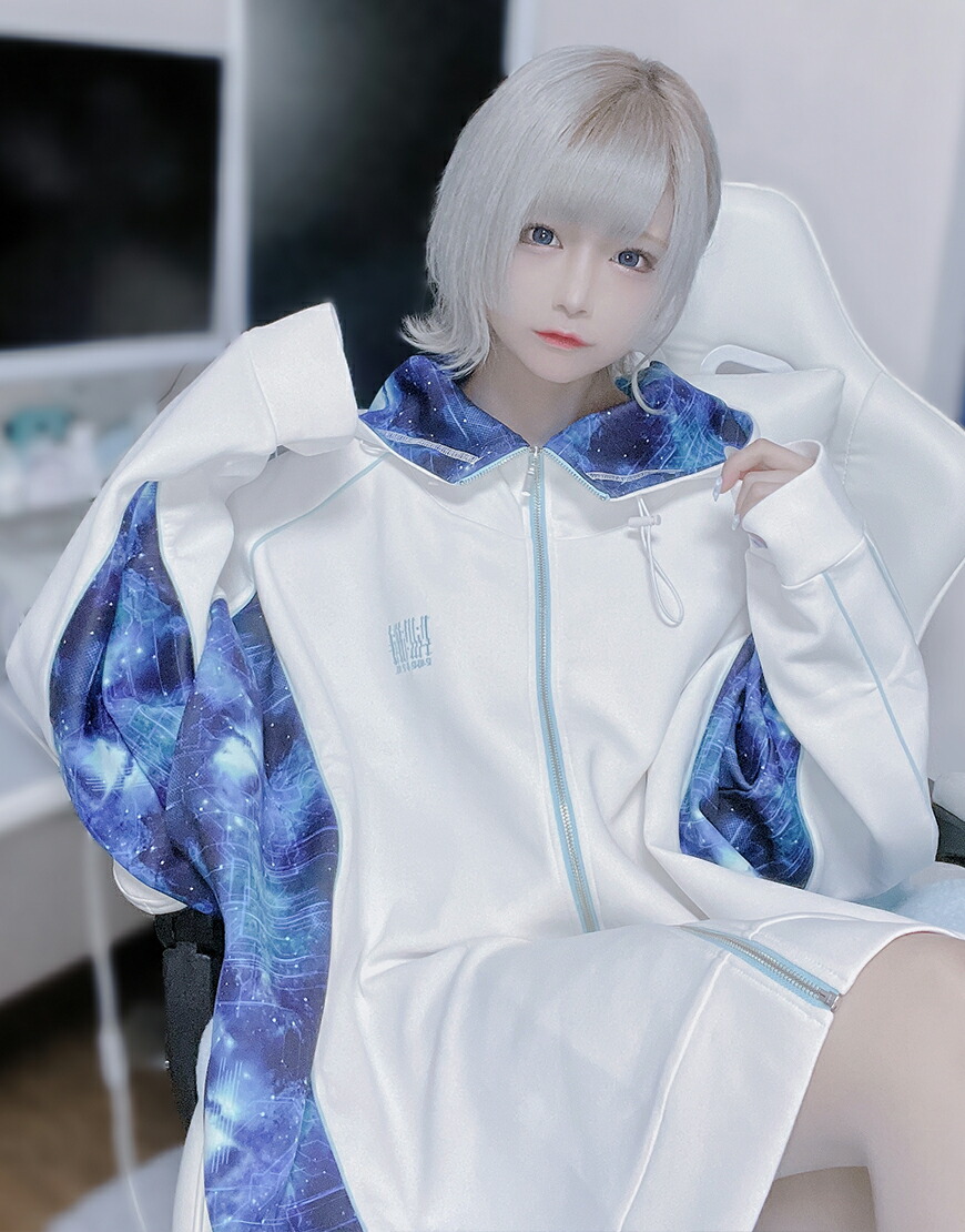 ilililサイバージャージパーカー 全2色