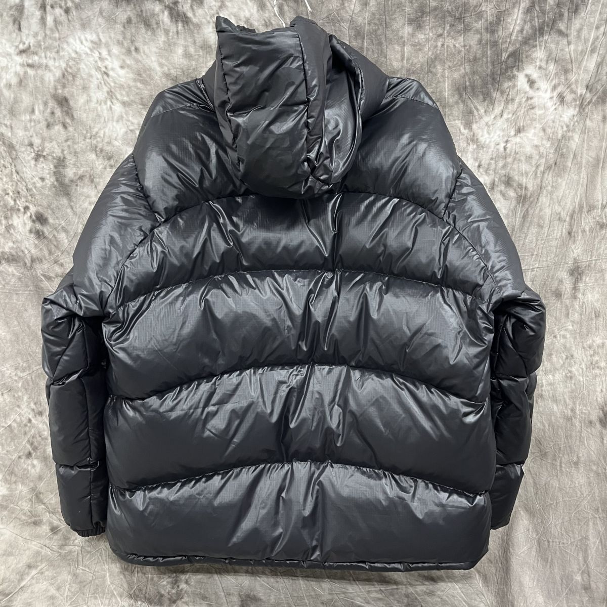 好評 Supreme シュプリームReversible Featherweight Down Puffer