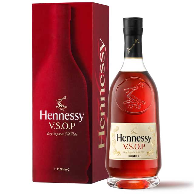 ヘネシー vsop 箱付き Amazon.co.jp: 【ギフト】ヘネシー VSOP 正規品 箱付き 40度
