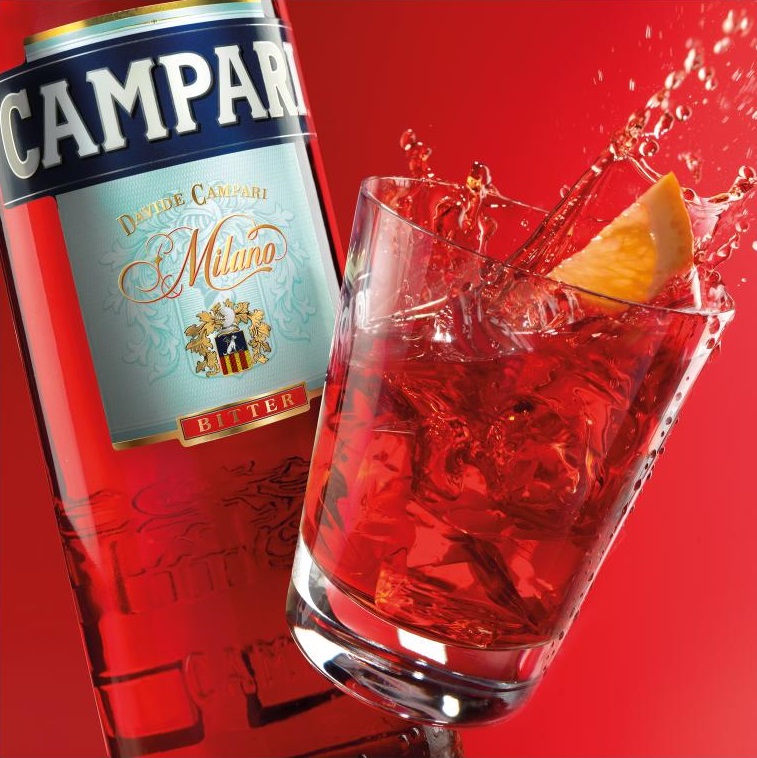 Вермут с соком. Негрони Campari Martini Rosso. Кампари белый Вермут. Джин мартини Россо Кампари. Кампари Экстра драй.