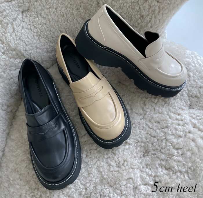 厚底 置き目毛皮 レディース ペニーローファー 5糎 黒 黒いこと 白 白いこと 象牙色 黄色