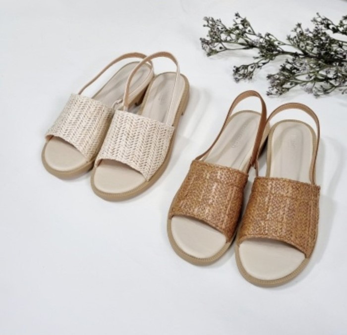 フラットサンダル レディース サンダル ストラップ ゴム メッシュ カジュアル ナチュラル 黒 ブラック 白 ホワイト septicin Com