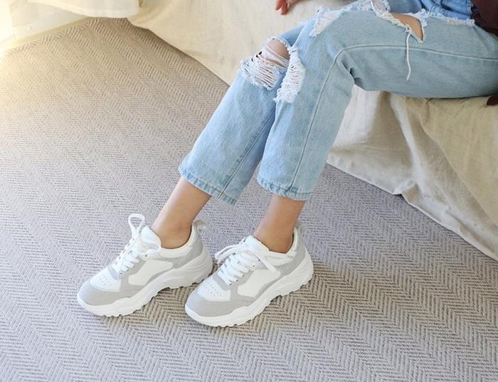 輝く高品質な 本革 革 レザー スニーカー レディース ローカット 厚底 ダッドスニーカー ホワイト グリッター 白 スポーティ レディーススニーカー ウォーキングシューズ 国内最安値 Www Reuvenjepsteinlaw Com